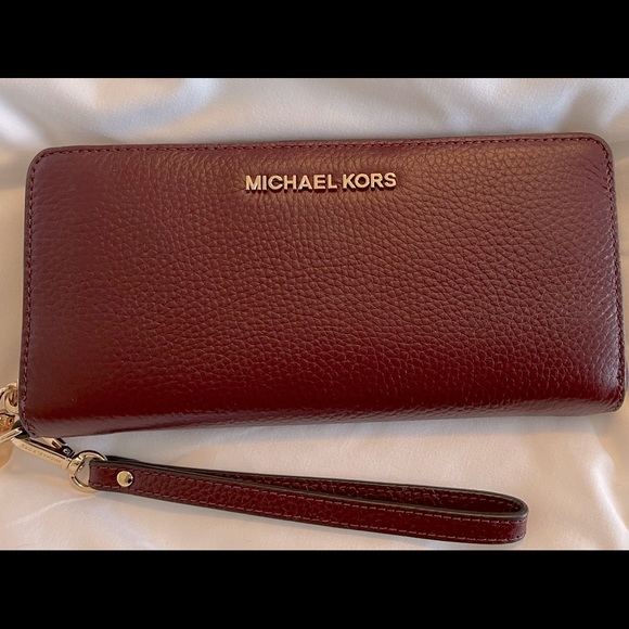 NWT Michael Kors jet set wallet - Picture 1 of 5